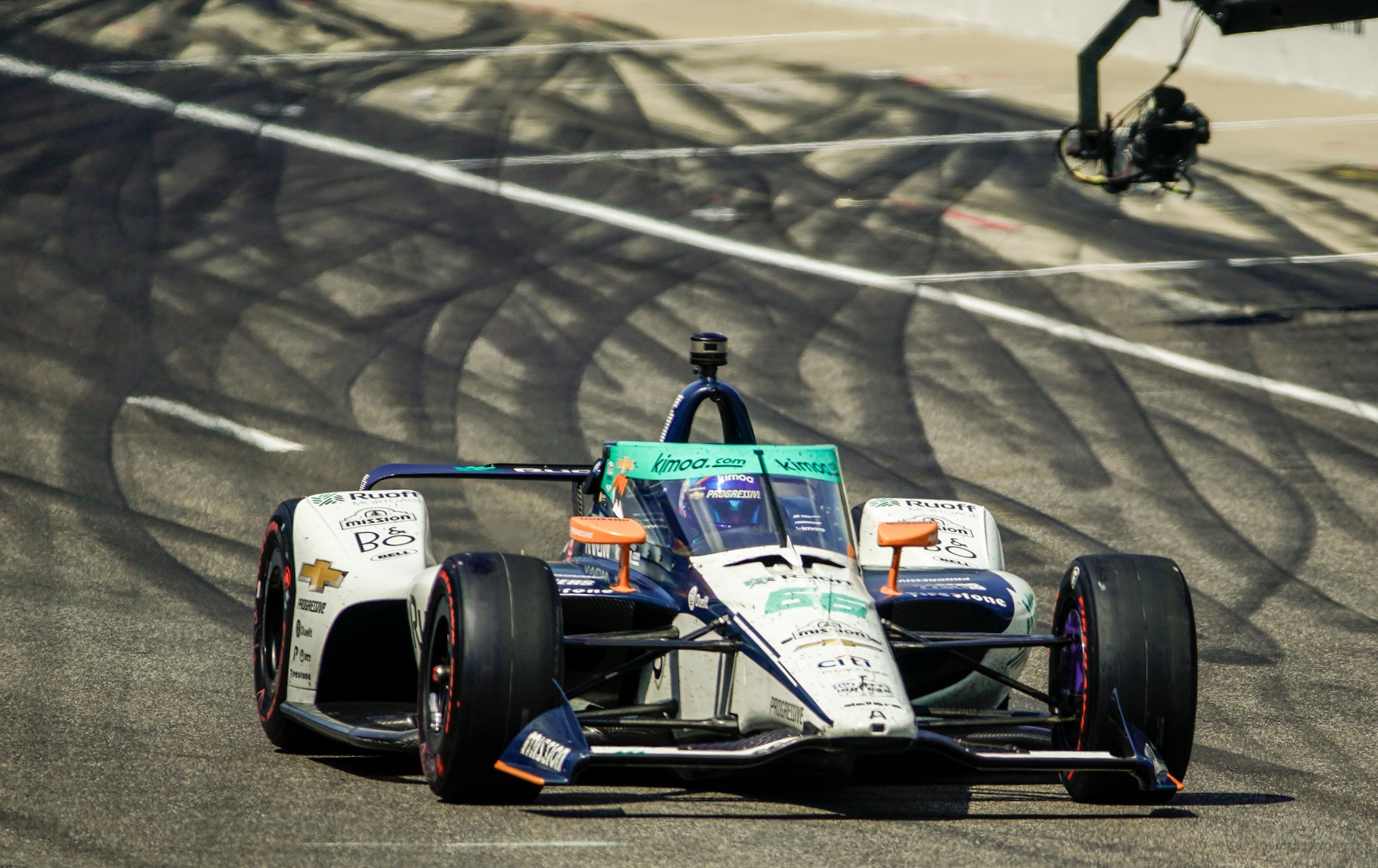 Fernando Alonso se întoarce pe circuit după doi ani de pauză