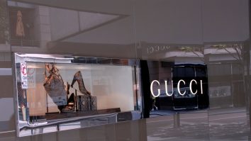 Vânzările Gucci au scăzut cu 12%. Pierderi de 2,1 miliarde euro