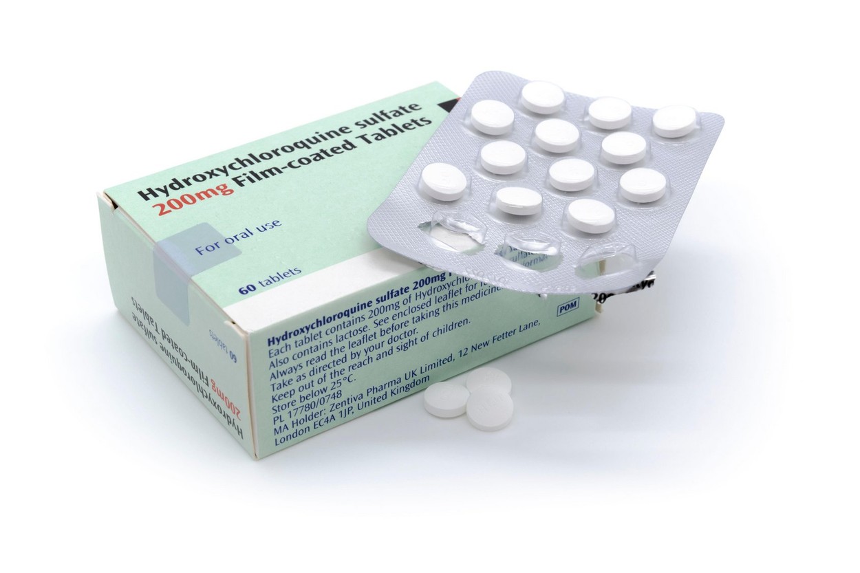 Doi medici români cer eliminarea hidroxiclorochinei și a Lopinavir-Ritonavir din schema de tratament