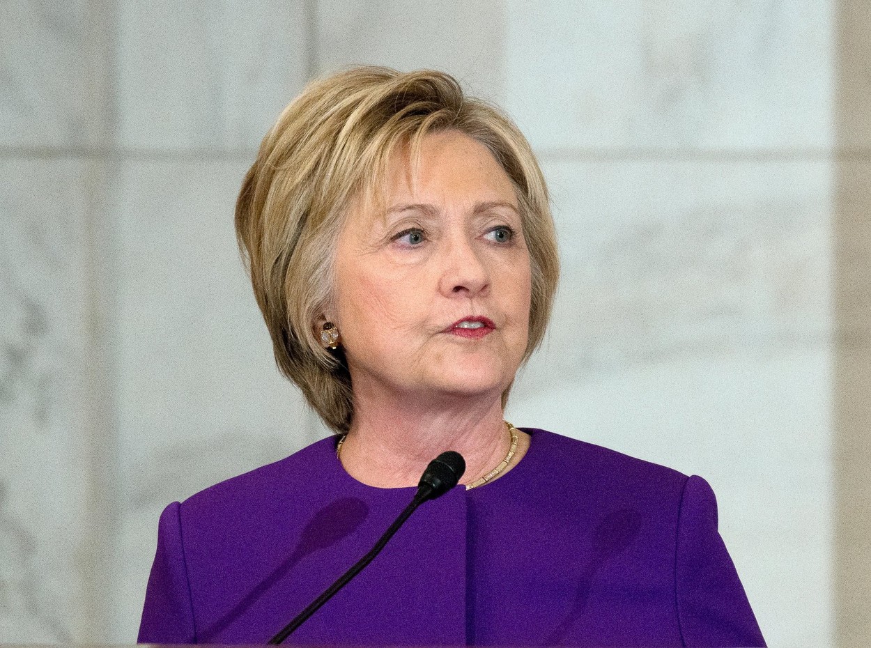 Donald Trump o demască pe Hillary Clinton: a declasificat toate documentele Russiagate