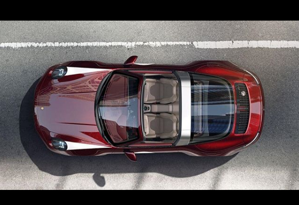 Ibrahimovici și-a făcut singur cadou de ziua lui o mașină de 100.000 de euro