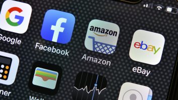 „Giganții internetului” Amazon, Facebook, Alphabet, Google și Apple, acuzați că au eliminat concurența