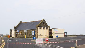 Irlandezii vor avea voie să iasă din case doar dacă vor avea un motiv întemeiat