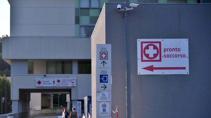 Coronavirus. Italia a înregistrat azi peste 15.000 de cazuri noi. Mai mult de 4.000 sunt în Lombardia. Lazio intră în carantină