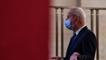 CORONAVIRUS. După Germania, aerisirea camerei se alătură listei oficiale de gesturi de protecție și în Franța