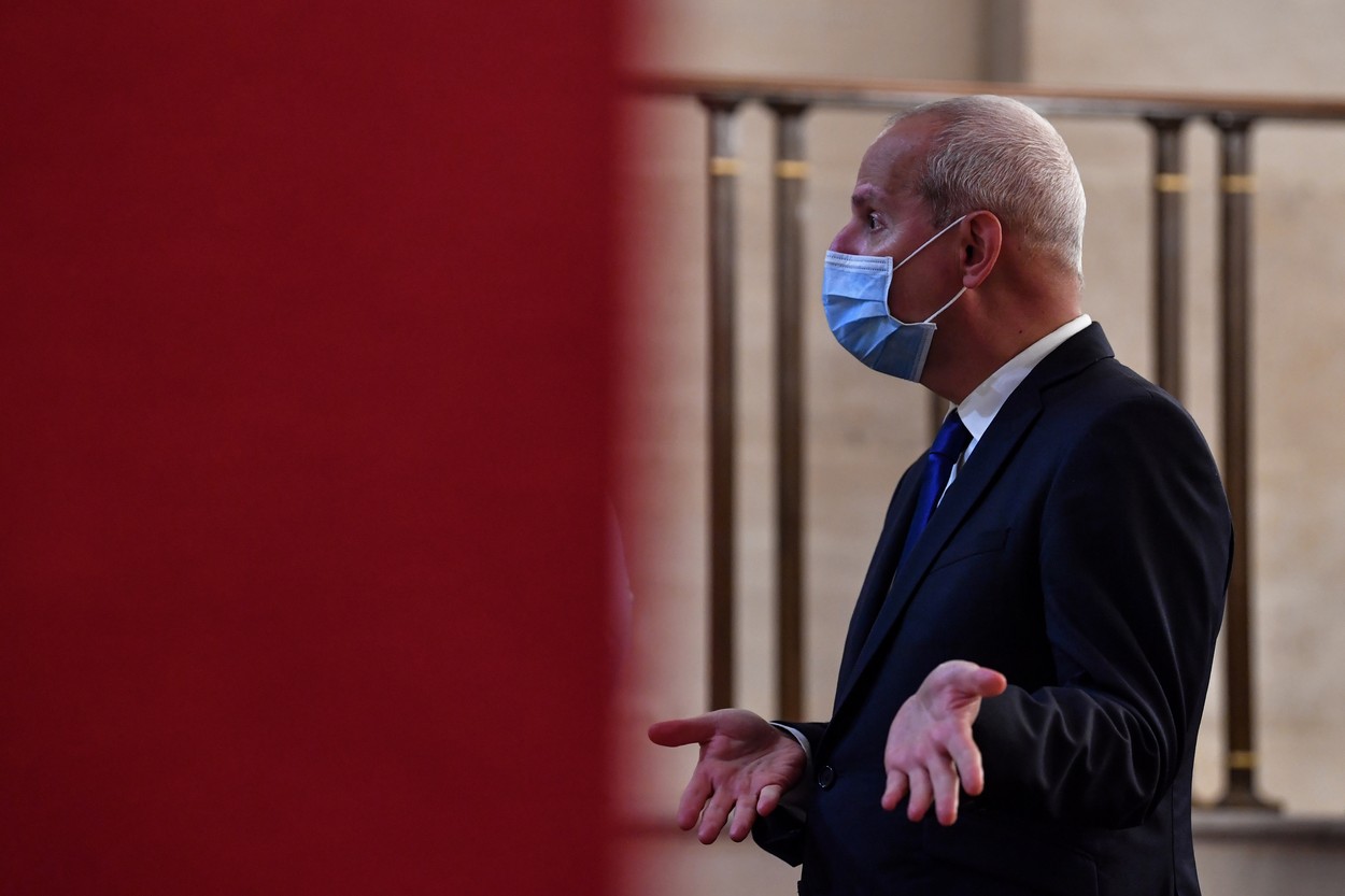 CORONAVIRUS. După Germania, aerisirea camerei se alătură listei oficiale de gesturi de protecție și în Franța