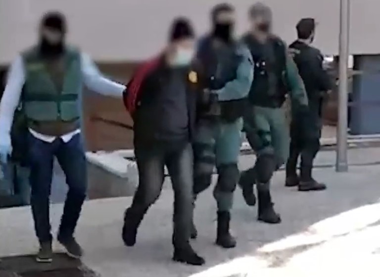 Un jihadist a fost arestat la Madrid. Algerianul se identifica cu mesajele cele mai agresive din propagandă Daesh