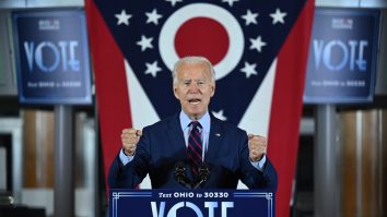 Joe Biden scoate toți așii din mânecă. Ce a făcut în încercarea de a lua avans în fața lui Trump și cum a gafat