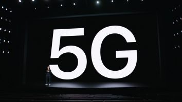 Apple plănuiește să debuteze cu un iPhone 5G low cost în martie