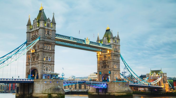 Marea Britanie impune noi restricții