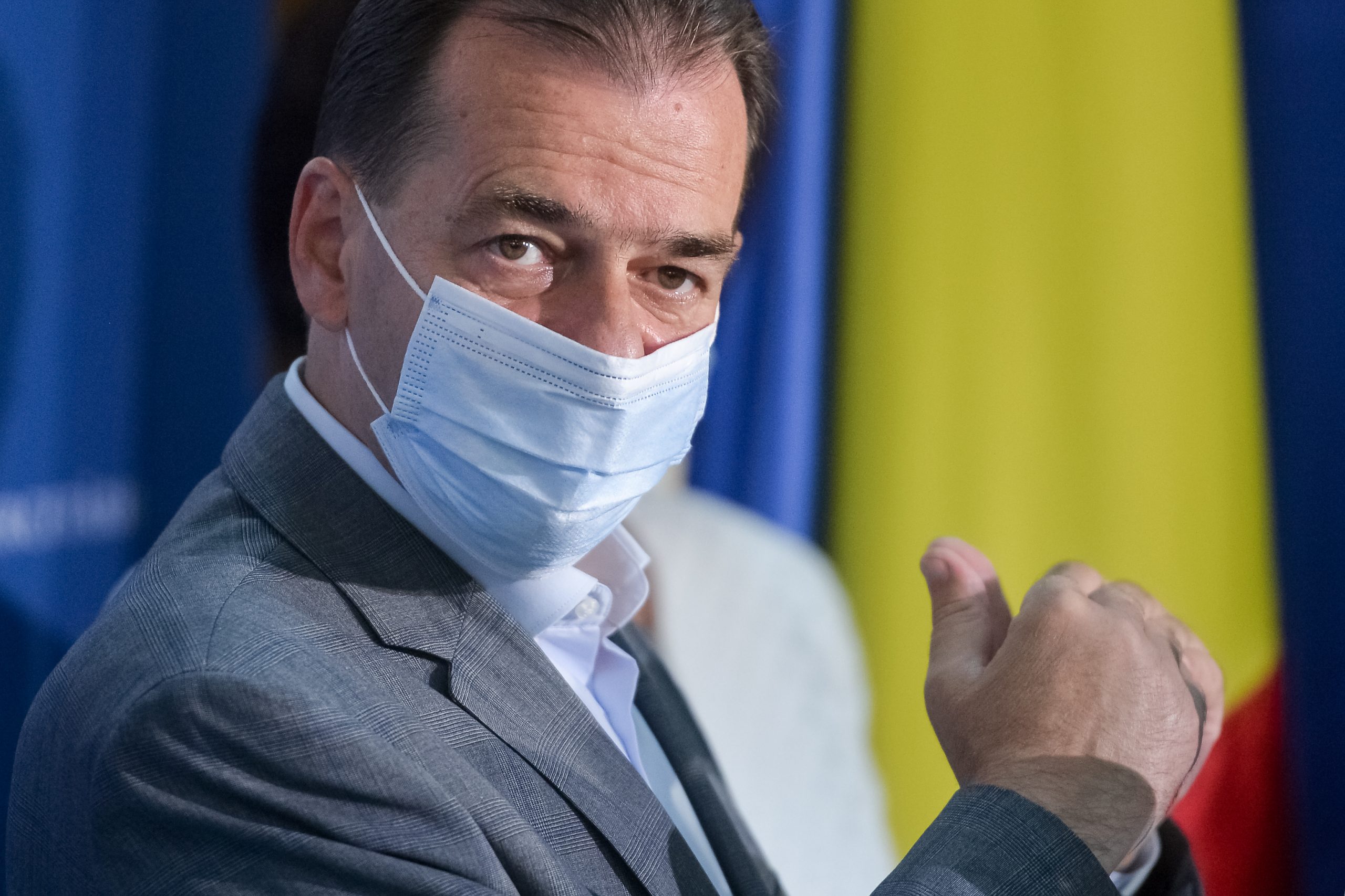Ludovic Orban anunță noi restricții. Ce evenimente vor fi interzise