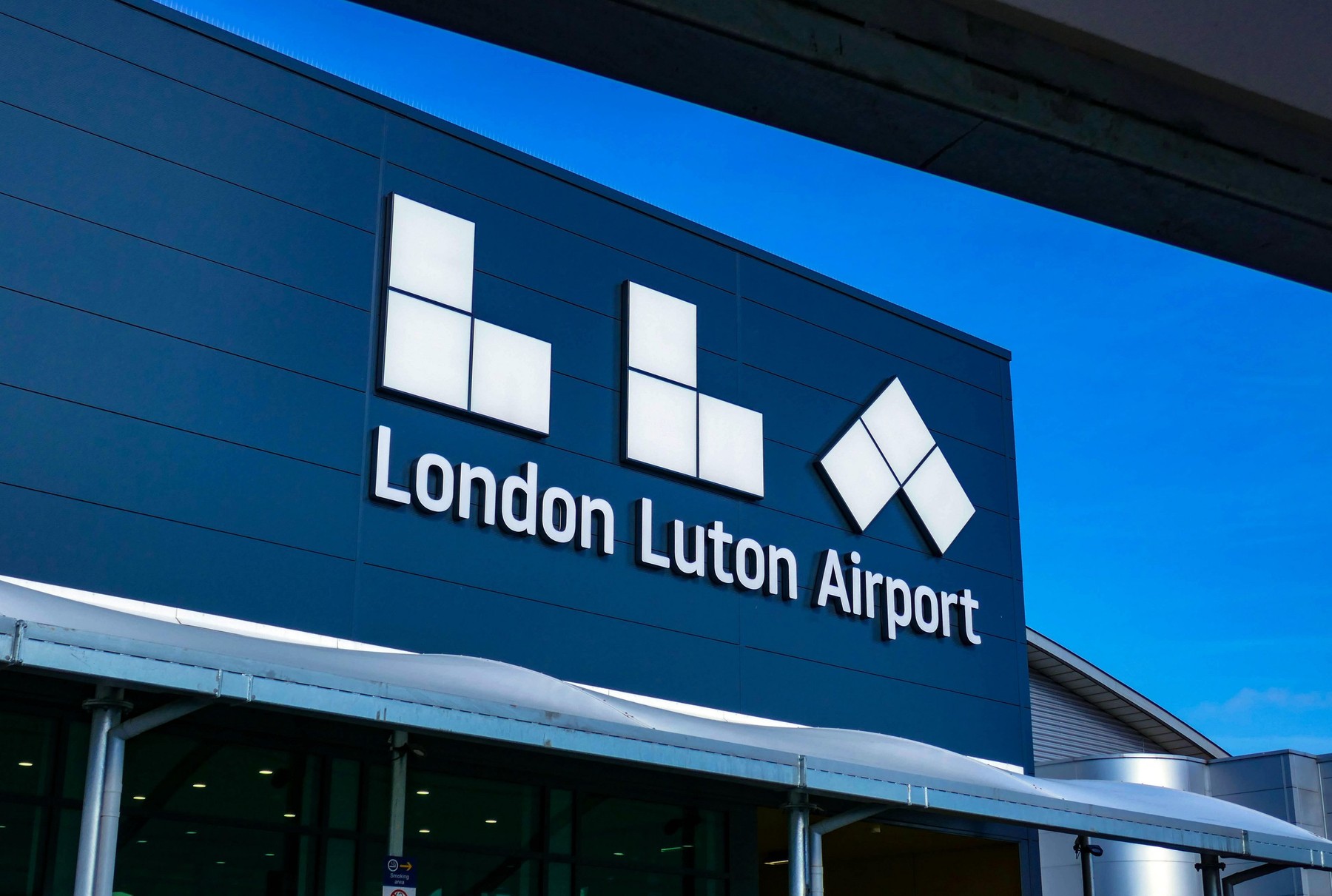 „Probleme la decolare din cauza planului de așezare în avion”, concluzia unei anchete în urma incidentului de pe Luton