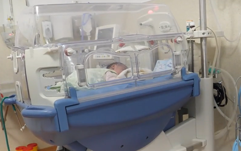 19 bebeluşi sunt în pericol de moarte la Marie Curie, iar banii promişi de Ministerul Sănătăţii sunt încă pe drum