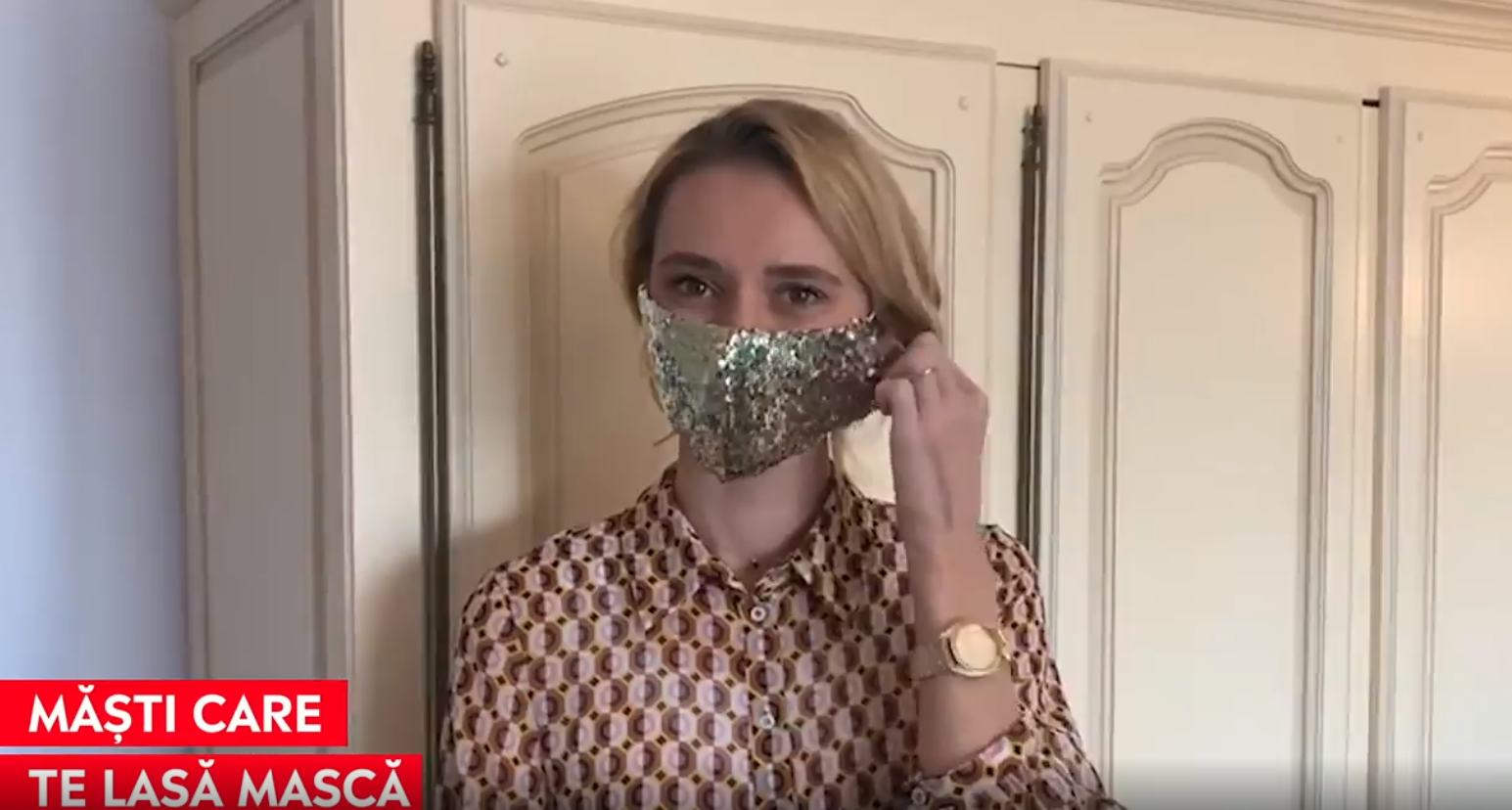 Masca, accesoriul nelipsit. Un designer vestimentar și-a făcut o afacere din măștile fashion