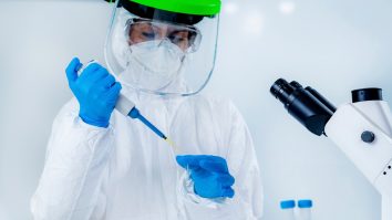 Valul doi al pandemiei de COVID-19, din ce în ce mai prezent. Ce spun medicii despre locurile la ATI