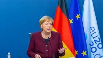 Angela Merkel: Următoarele săptămâni vor determina cum va fi iarna, cum va fi Crăciunul