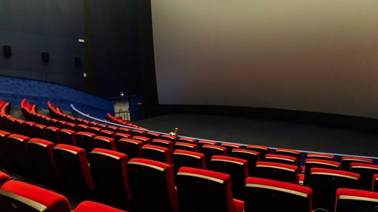 Mersul la cinema ar putea dispărea, avertizează regizoarea „Wonder Woman“