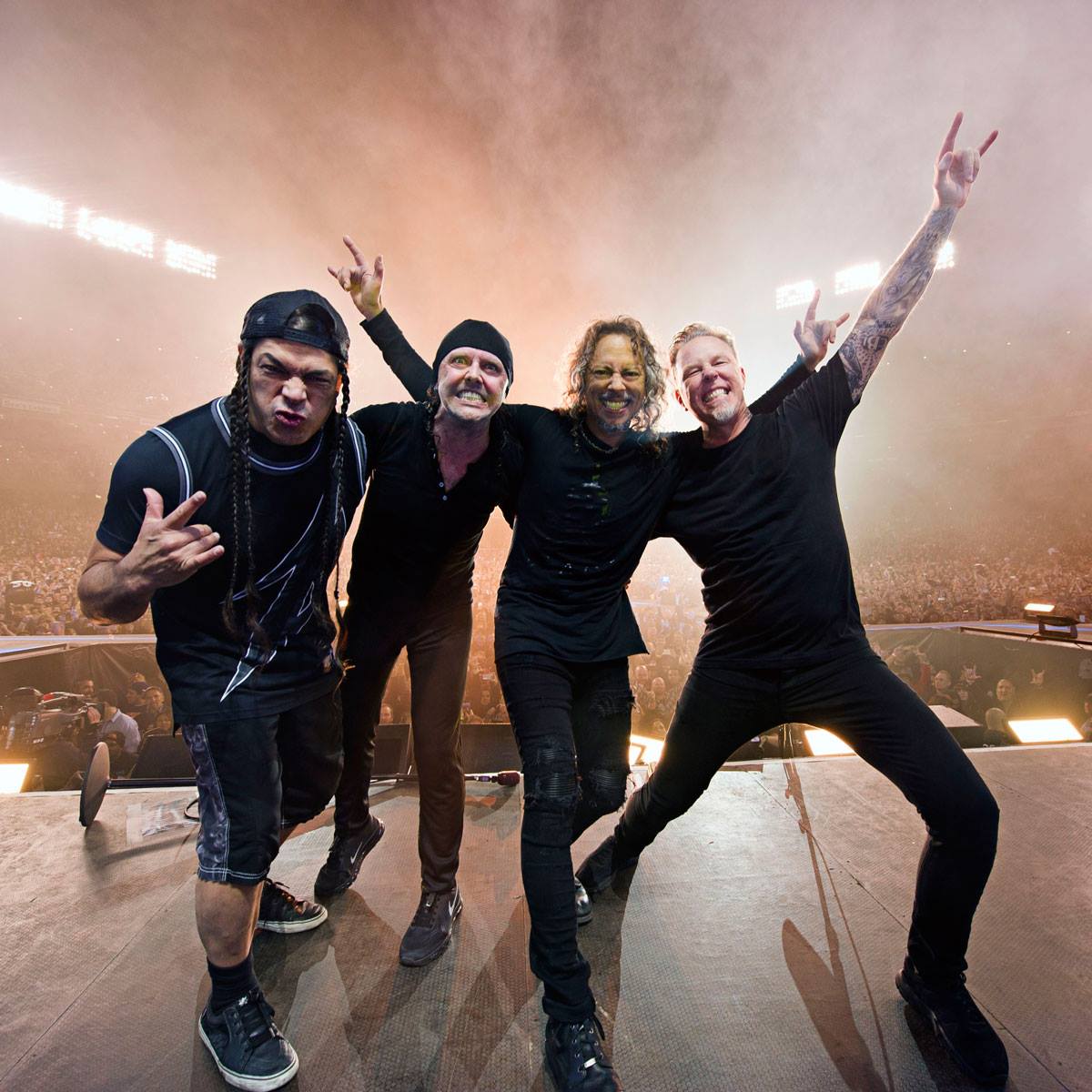 Metallica revine cu un concert acustic, organizat în scopuri caritabile. Unde se poate vedea și care este prețul unui bilet