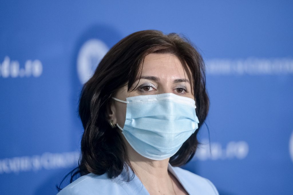 Monica Anisie a convocat inspectorii din București, pentru a realiza planul după care se va învăța online, după ce rata de infectare a depășit 3 la mia de locuitori