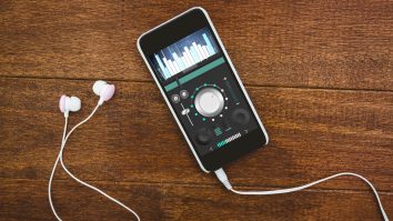 Funcție nouă de la Google: poți să cauți melodii fredonând sau fluierând