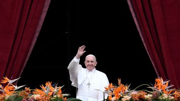 Papa Francisc susține căsătoria între persoanele de același sex: „Sunt copii ai lui Dumnezeu”