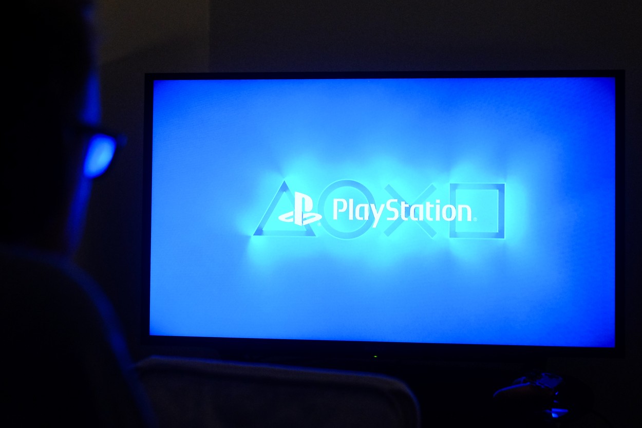 Războiul consolelor. Gamerii mai au două săptămâni până să se hotărască