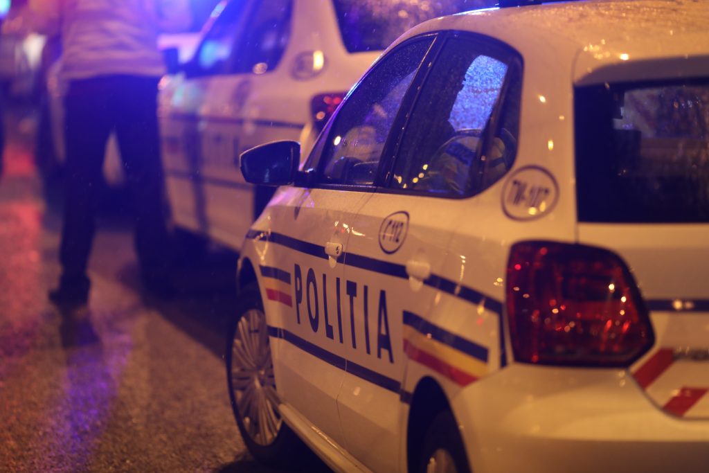 Un bărbat a sunat la 112 și a spus că s-a urcat băut la volan, după care a condus până la sediul Poliției Rutiere