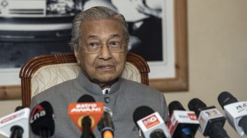 Fostul premier din Malaezia, după atacul din Franța: Musulmanii au dreptul să ucidă milioane de francezi