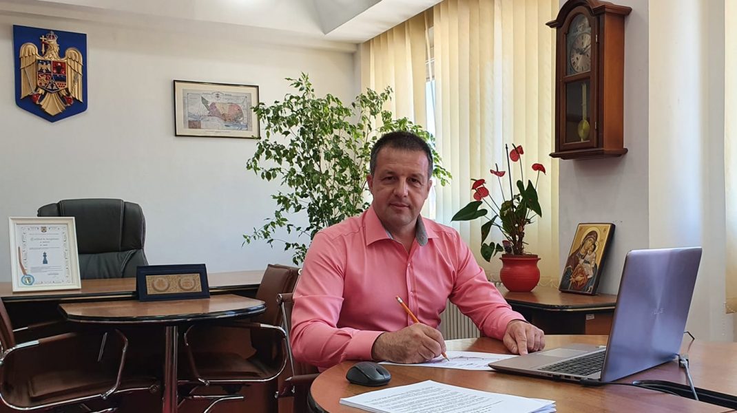 Primarul din Brăila: Voctorie! Fără mască în Brăila! O poartă doar cine vrea !