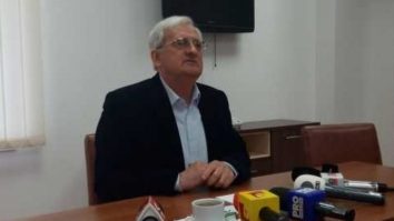 Dispreț total față de cetățeni. Un primar din Prahova a fost înregistrat când îi înjură pe localnici