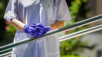 Trei asistente medicale au murit de Covid-19 în ultimele 24 de ore. „Sacrificiul lor, un ultim semnal de alarmă”