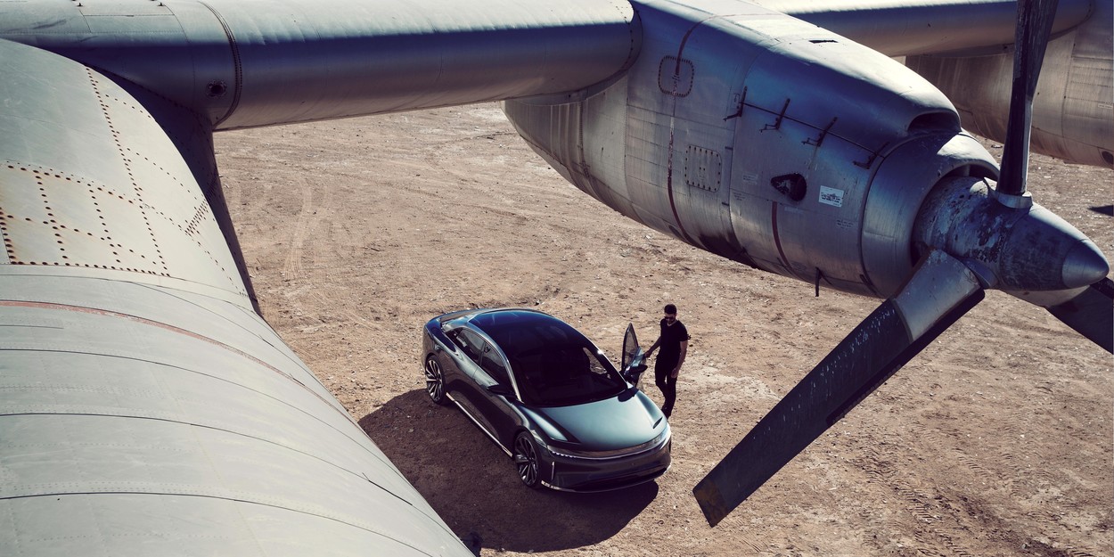 Cei de la Lucid și-au propus să „fure” din clienții Tesla cu noul Lucid Air sedan