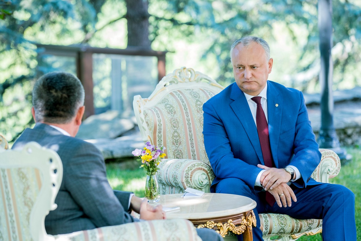 Igor Dodon, despre cum să treci peste o înfrângere: „Beți câte 50 de grame și mergeți mai departe”