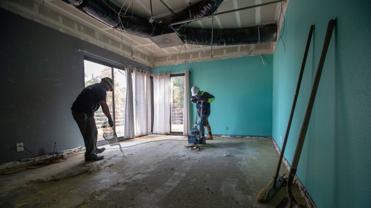 Coronavirusul a desființat 70.000 de locuri de muncă din construcții