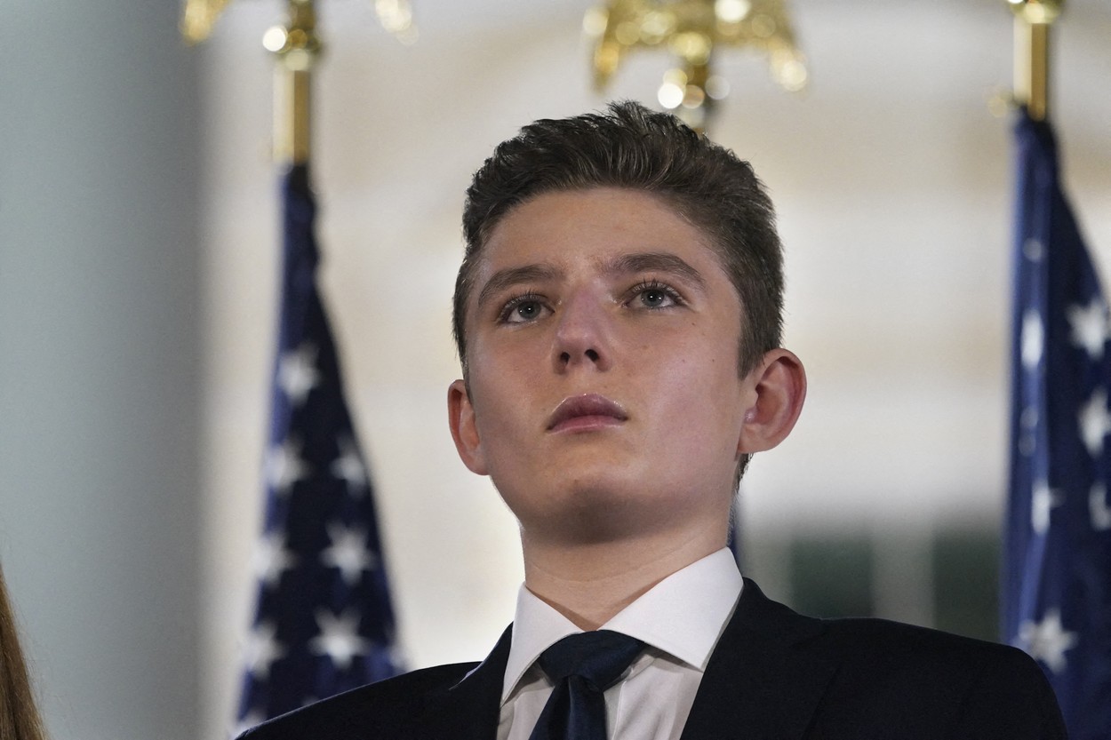 Barron, fiul Melaniei și al lui Donald Trump a avut și el coronavirus