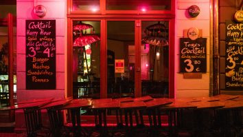 O instanță din Berlin a suspendat decizia de închidere a localurilor pe timpul nopții: „O astfel de măsură nu ajută la combaterea Covid-19”