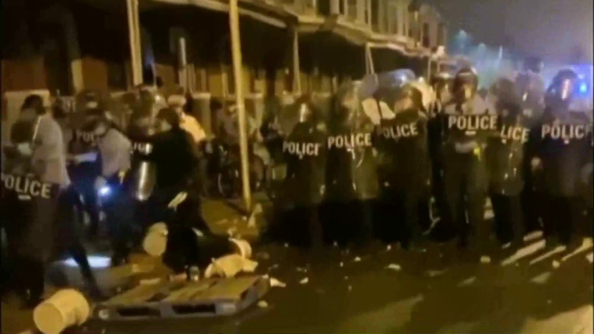 Proteste de amploare în Philadelphia: Sute de activiști BLM s-au bătut cu poliția