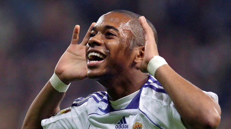 Robinho se întoarce la Santos. Brazilianul va primi un salariu lunar de doar 230 de euro