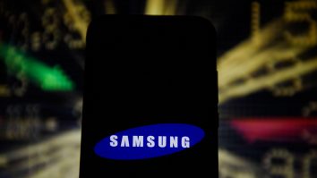 Senzorul care transformă smartphone-ul într-o cameră foto profesională de 108 megapixeli, lansat de Samsung. VIDEO