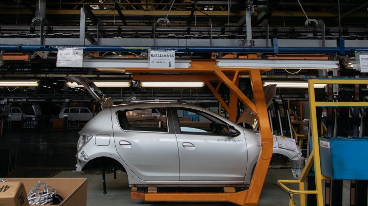 Renault mută în Maroc producţia modelului Sandero
