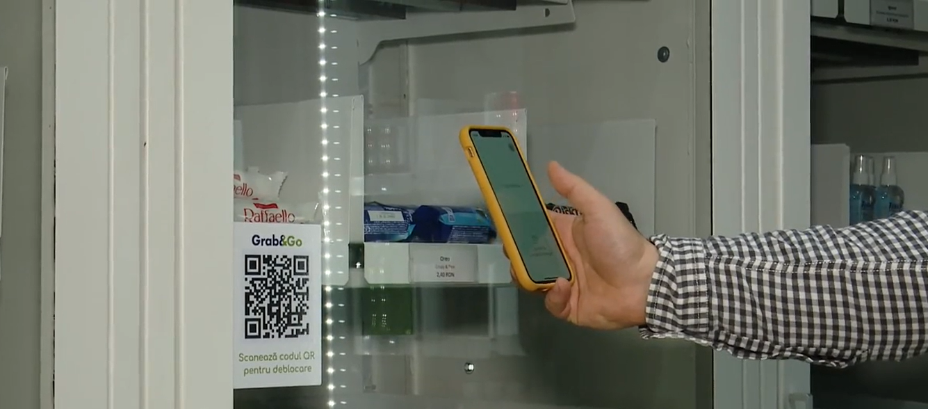 Primul magazin smart: Nu are casier, iar rafturile scanează marfa