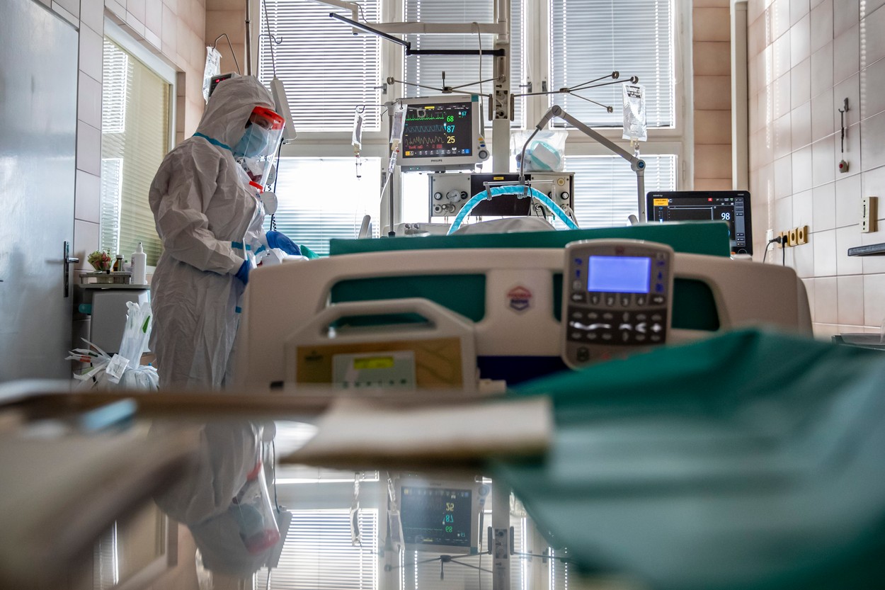 Boala imprevizibilă. La unii pacienţi, chiar operaţi şi cu boli grave, virusul poate rămâne doar în gât