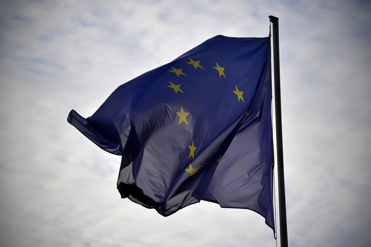 UE va convoca săptămâna viitoare un summit extraordinar, prin videoconferinţă, pe tema pandemiei