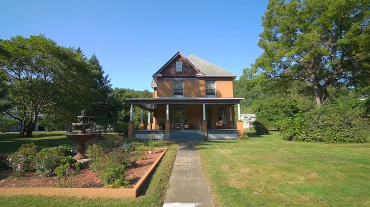 Casa din filmul „Tăcerea mieilor” este scoasă la vânzare. Care este prețul acesteia