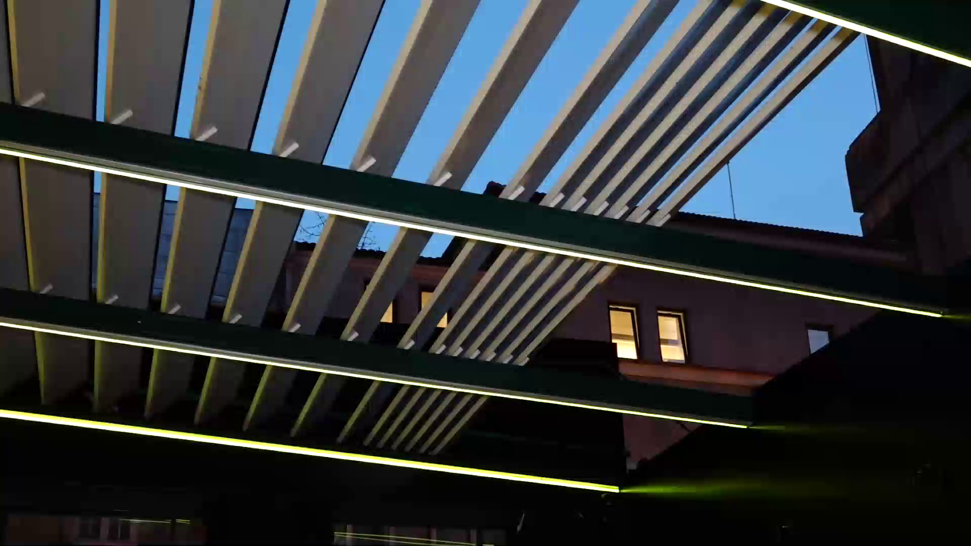 Patronii de restaurante se adaptează la măsurile de siguranță COVID: Investesc în terase cu încălzire în pardoseală