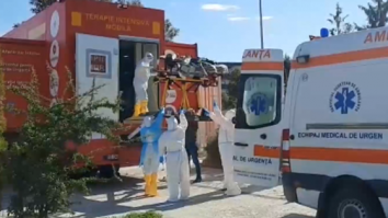 TIR-ul de ATI de la Piteşti, umplut cu pacienţi în timp record. 12 locuri au fost ocupate în 12 ore