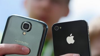 Recorduri pentru Apple şi Samsung. Huawei nu se simte prea bine