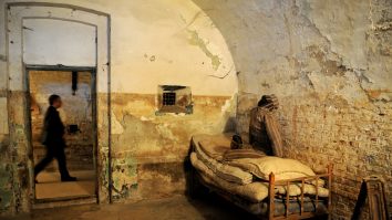 Torționarii regimului comunist au rămas fără pensii militare. Cât câștiga Vișinescu