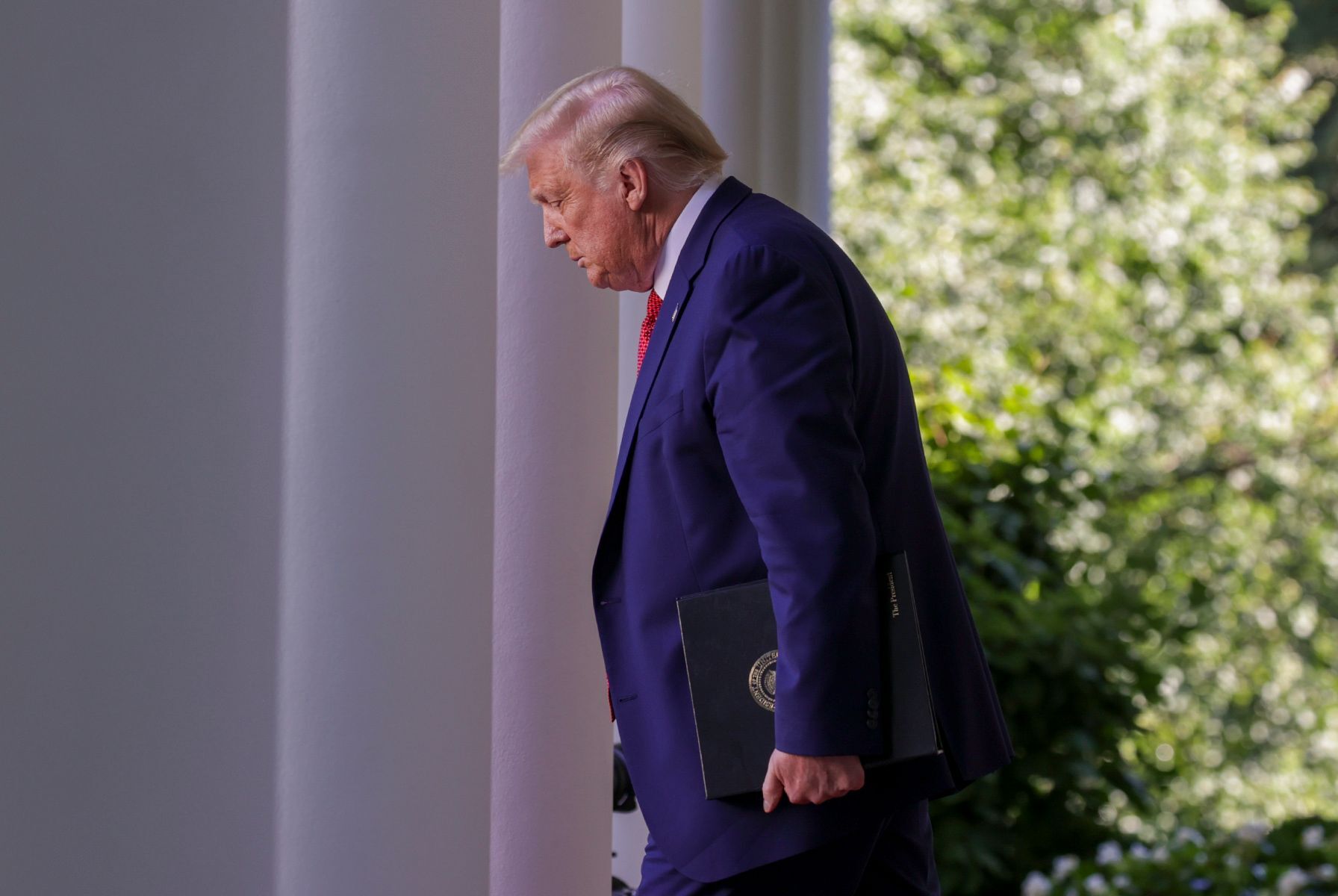 Hackerii din Iran și Rusia au furat liste electorale din SUA pentru a-l sabota pe Donald Trump. FBI a deschis o anchetă