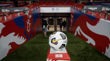 EURO se restrânge. UEFA renunţă la trei oraşe gazdă